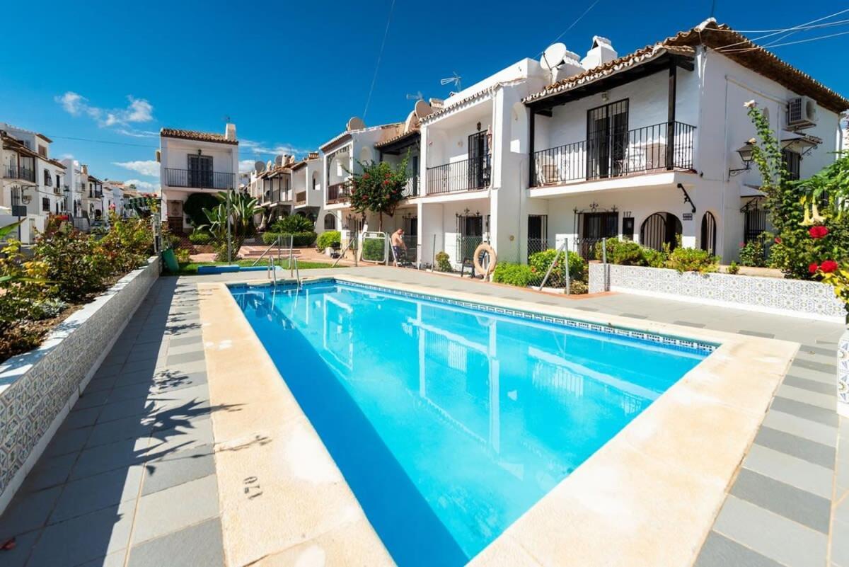 Vila Pueblo Andaluz Nerja Exteriér fotografie