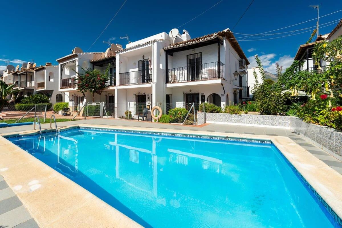 Vila Pueblo Andaluz Nerja Exteriér fotografie